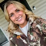 Madison Ludwig - @novelswithmads - Instagram