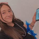 Madison MacLeod - @chickennuggetlover6 - Instagram
