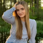 Madison Robichaux - @madisonrobichaux - Instagram