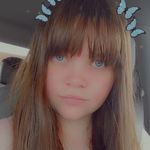 Madison Willoughby - @borntobeweirdnotperfect - Instagram