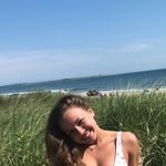 Maeve Beck - @maevecbeck - Instagram
