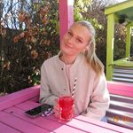 Mae Birdsall - @maebirdsall - Instagram