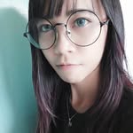 Mae Caroni - @maecaroni_dw - Instagram