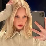 mae cartwright - @jannideborah9093 - Instagram