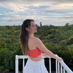 @mae.chaplin - Instagram