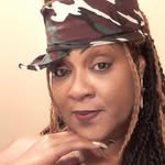 MaeCrumble - @maecrumble - Instagram