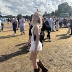 mae - @maeduttonn - Instagram