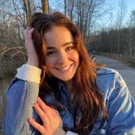 Mae Garrison - @maizy.xo - Instagram
