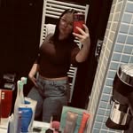 Mae Huggins - @maehuggins47 - Instagram