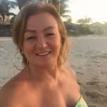 Reginacelia - @maedaslevines22 - Instagram