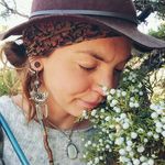 Mae McCall - @to.thank.the.moon - Instagram