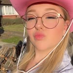 Alicia-Mae Mckinnon - @alicia.mae77 - Instagram
