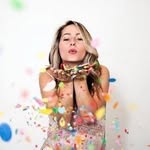 Mae Meade - @missmae19 - Instagram