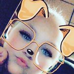 Chelsea mae morton - @emey387 - Instagram