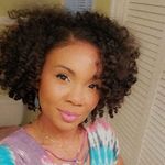 Mae Nelson - @mizzreddbad - Instagram