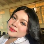 Mae Pavia - @rocheaemae - Instagram
