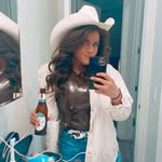 Courtney Schmitz Wade - @courtneymaeschmitz19 - Instagram