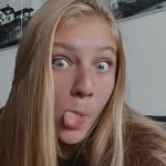Mae - @mae.sch.ultz - Instagram