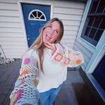 Maeve Shields - @maevedshields - Instagram