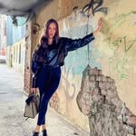 Mae Walters - @maew.alters - Instagram