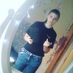 @rosle_maewalton - Instagram