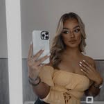 MAE WARD - @mxnn.wrd - Instagram