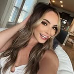 Megan Adams - @meganrosehey - Instagram