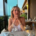 Maeve Thomas - @maevethomas - Instagram