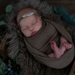 Vallee Maeve Thomas - @valleemaeve - Instagram