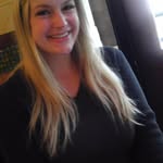 Maggie Bettis - @aziibaluke - Instagram