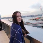Maggie - @maggie_comer - Instagram