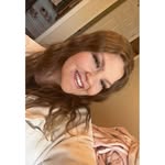 Maggie Cox - @maggiecox13 - Instagram