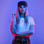 Maggie Crown - @maggiecrown_ - Instagram