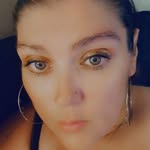 Maggie Farris - @whovian1983 - Instagram