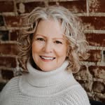Maggie Freeman - @megellen57 - Instagram