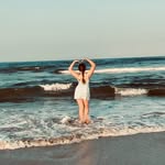 maggie - @maggie_johnston_27 - Instagram