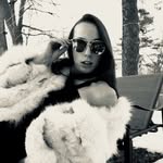 Maggie Maple - @peggy.pine - Instagram