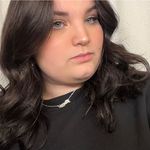 Maggie McNally - @mag.beautyy - Instagram