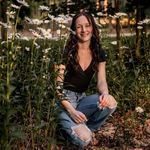 Maggie Moon - @maggie.moon123 - Instagram