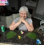 Maggie Weldon - Facebook
