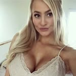 Maia Abbott - @maiaabbott36 - Instagram