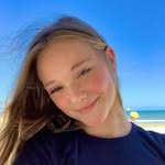 Maia :)) - @maia.__brown - Instagram