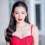 Maia Gray - Facebook