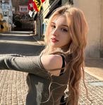 Maia Holden - Facebook