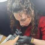 Liliane🌙 | Ongles gel/Manucure russe| Chatou/Le Vésinet (78) - @maiamoon_studio - Instagram