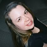 Maia Ross - @maiarossbooks - Instagram