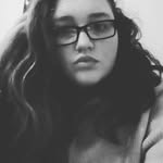 maisie small - @monkeym4e123 - Instagram