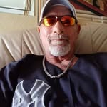 Malcolm Ryals - @malcolmblueyes - Instagram