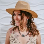 Malia Larson - @maliarae95 - Instagram