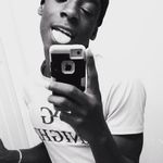 Malik Mullins - @baller.27.7 - Instagram